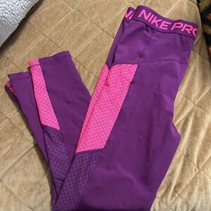 Women’s Nike leggings